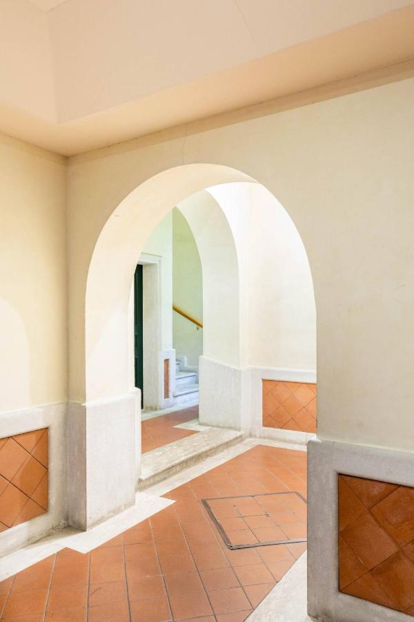 Vittoria Charme Apartment Roma Ngoại thất bức ảnh