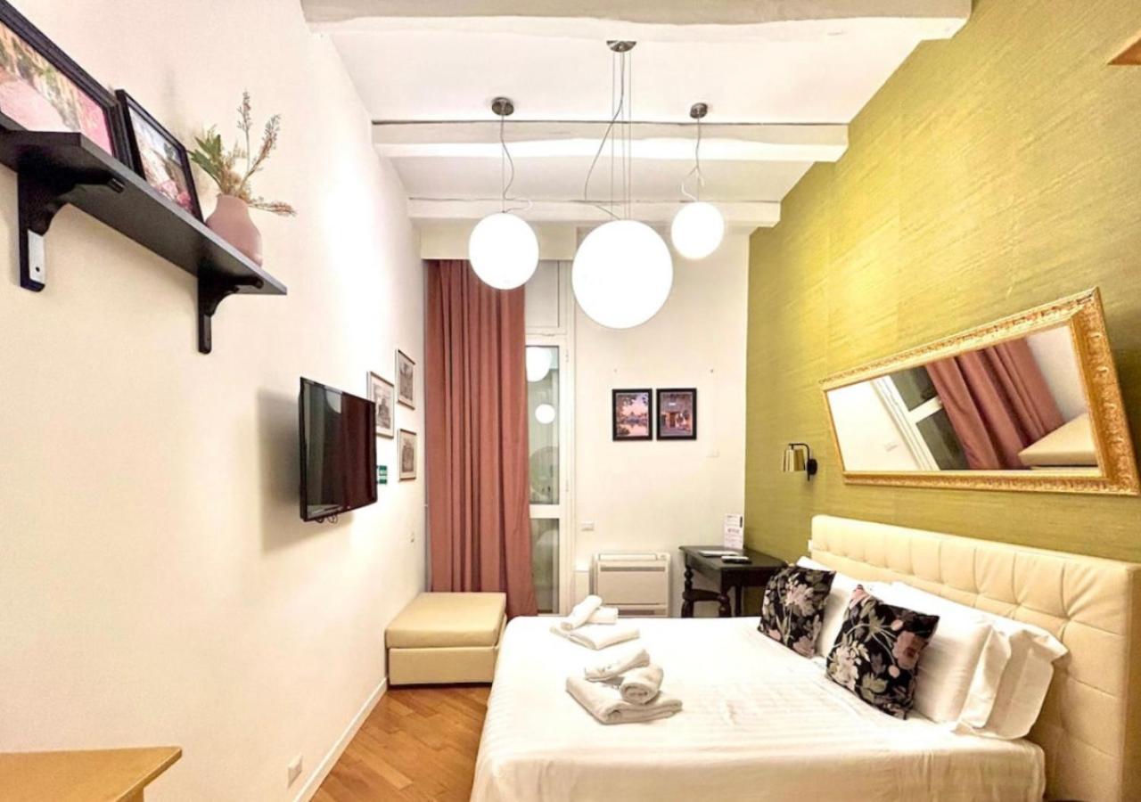 Vittoria Charme Apartment Roma Ngoại thất bức ảnh